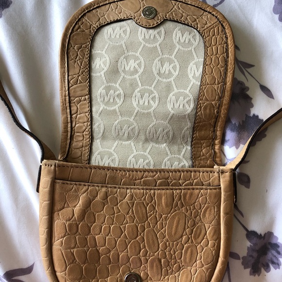 Michael Kors alligator cross body bag - Picture 4 of 5